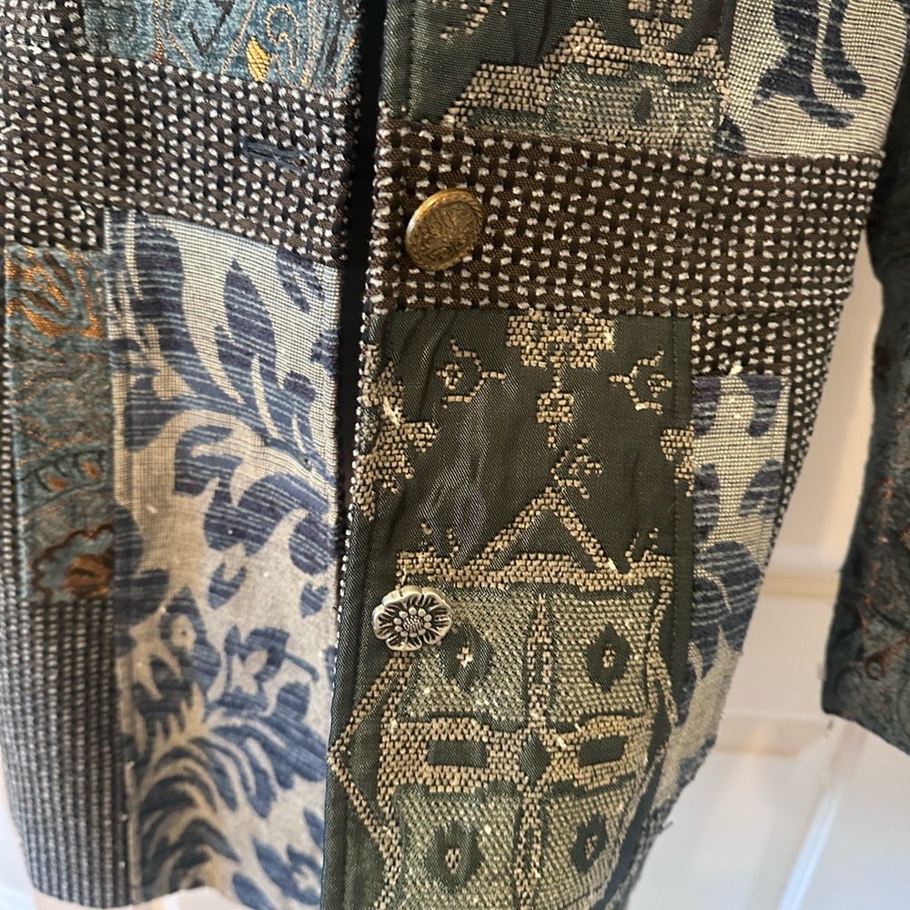 Venus.  Patchwork Blue and Gray Women's Coat. Size 10. - Picture 6 of 9